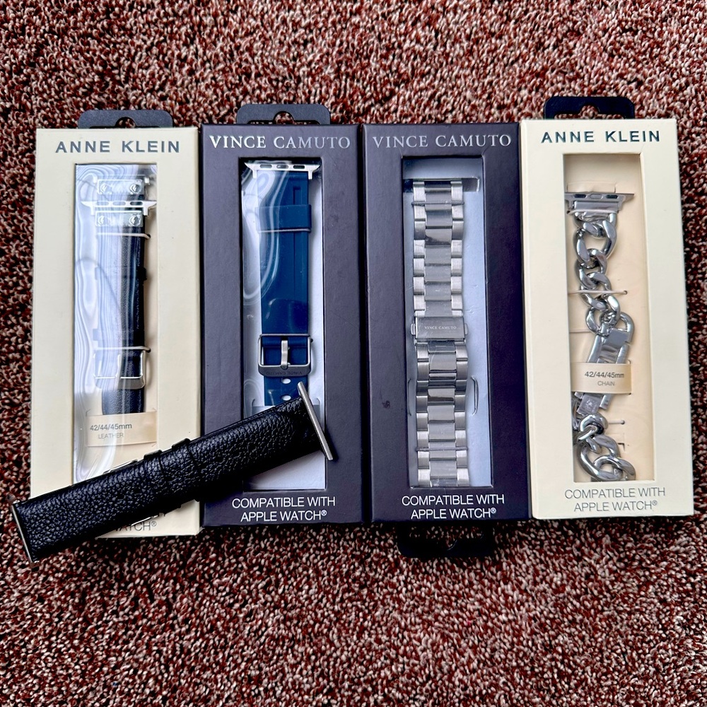 Apple Watch bands lot of 5 watch bands
